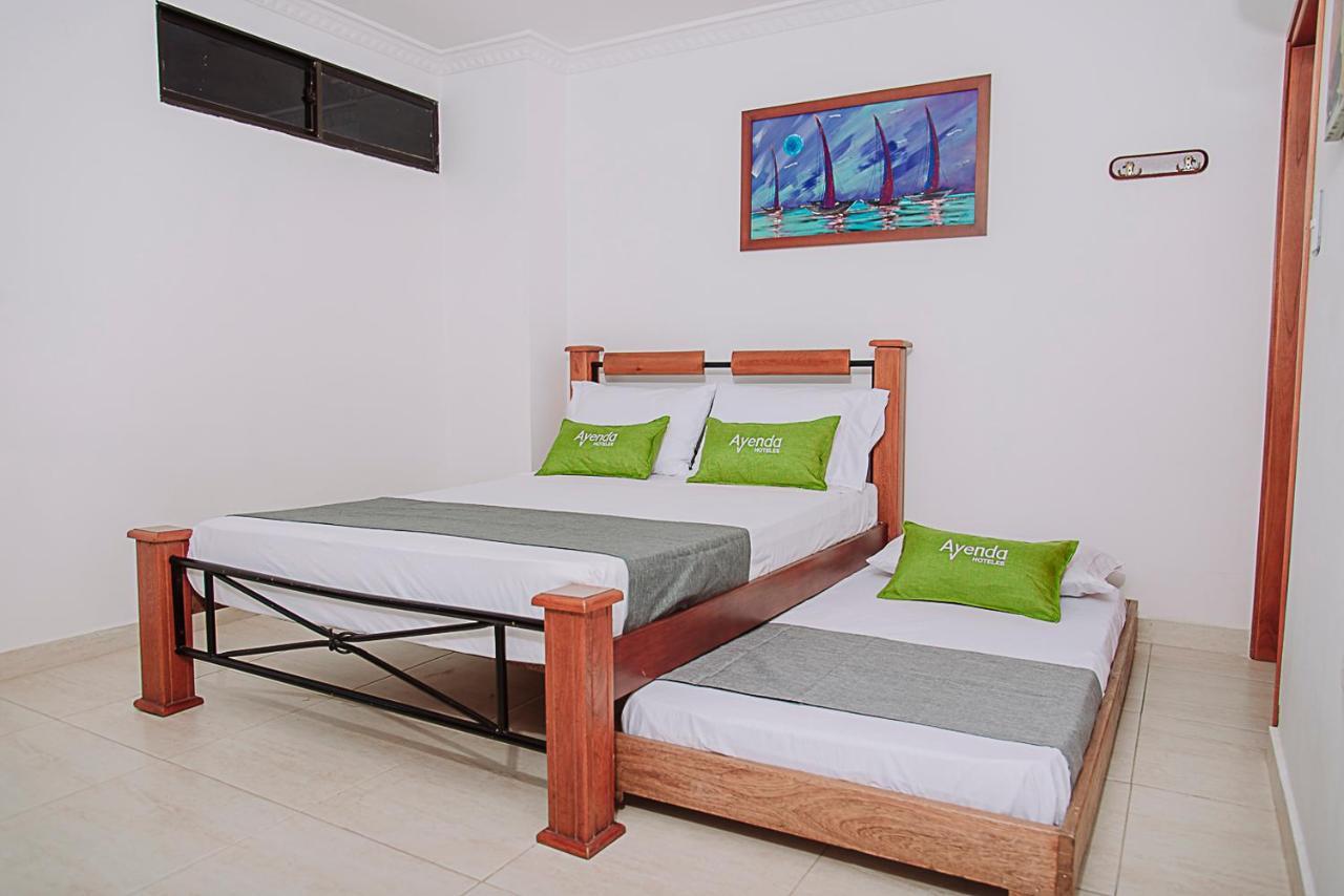 Hotel Colon Rodadero ซันตามาร์ตา ภายนอก รูปภาพ