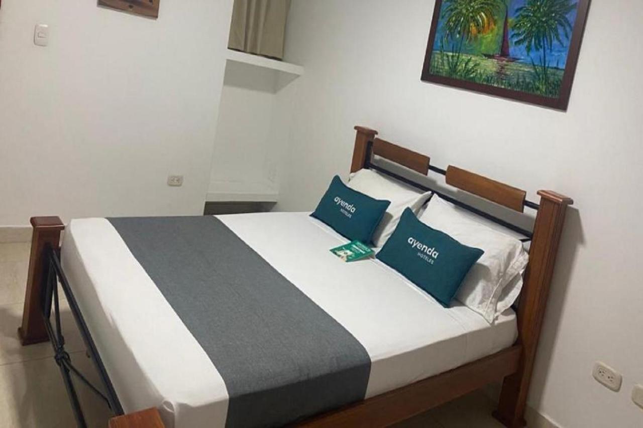 Hotel Colon Rodadero ซันตามาร์ตา ภายนอก รูปภาพ