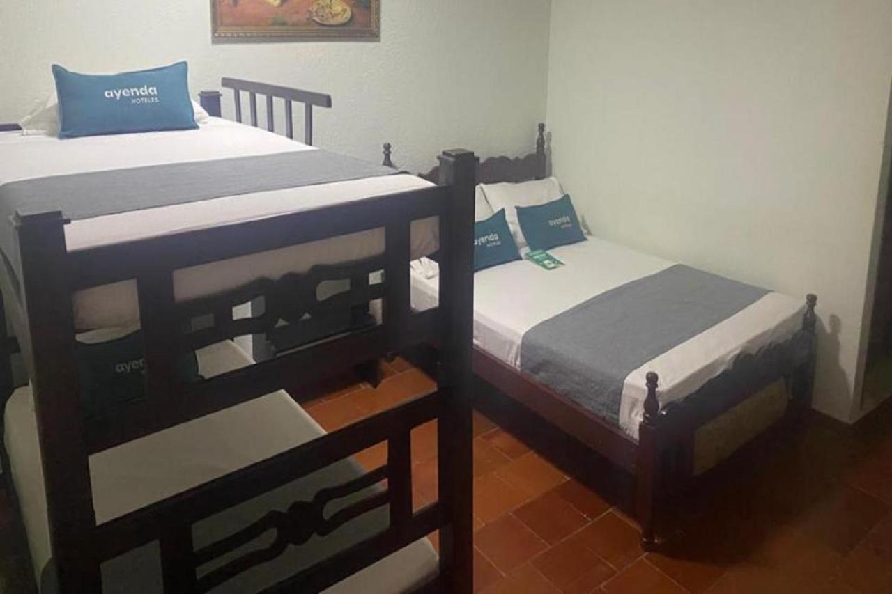 Hotel Colon Rodadero ซันตามาร์ตา ภายนอก รูปภาพ