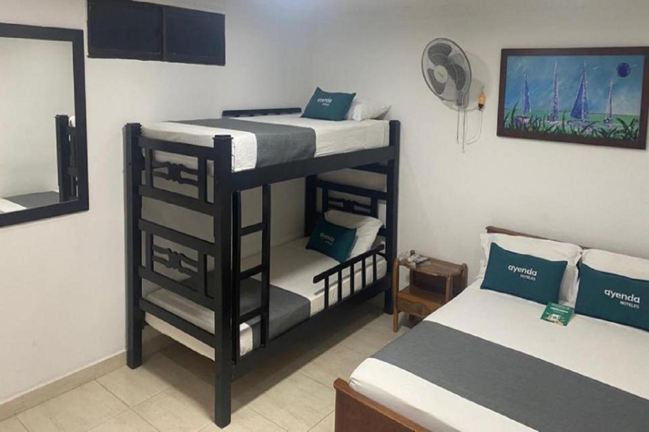 Hotel Colon Rodadero ซันตามาร์ตา ภายนอก รูปภาพ