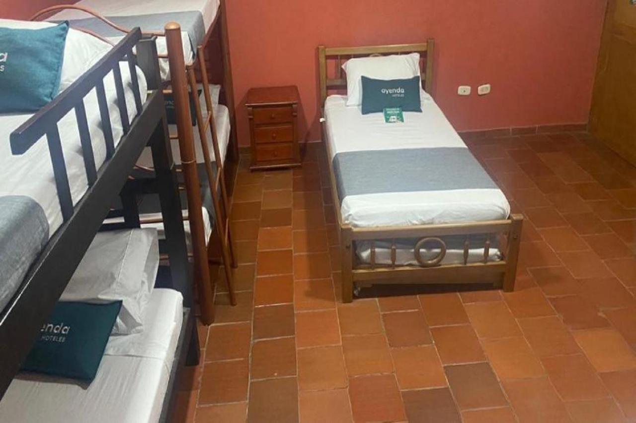 Hotel Colon Rodadero ซันตามาร์ตา ภายนอก รูปภาพ