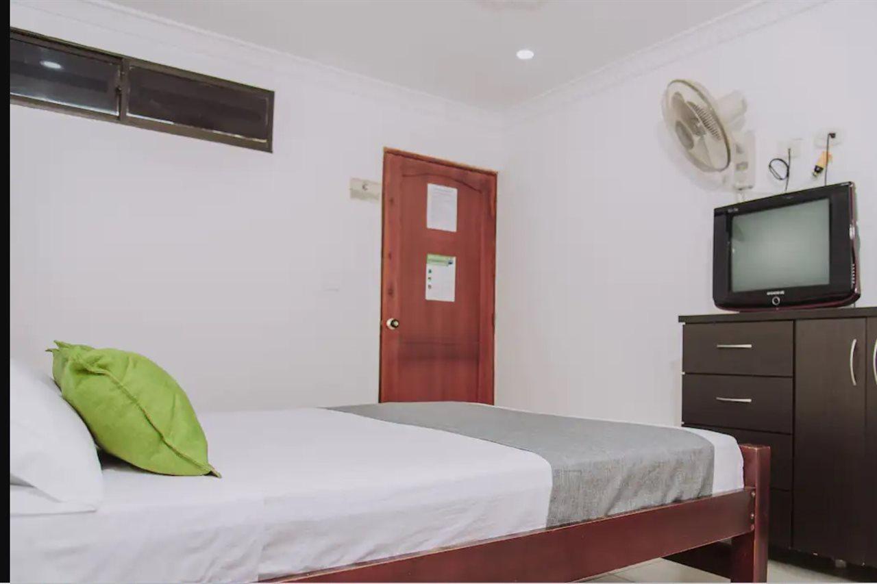 Hotel Colon Rodadero ซันตามาร์ตา ภายนอก รูปภาพ