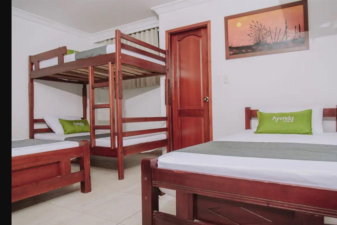 Hotel Colon Rodadero ซันตามาร์ตา ภายนอก รูปภาพ